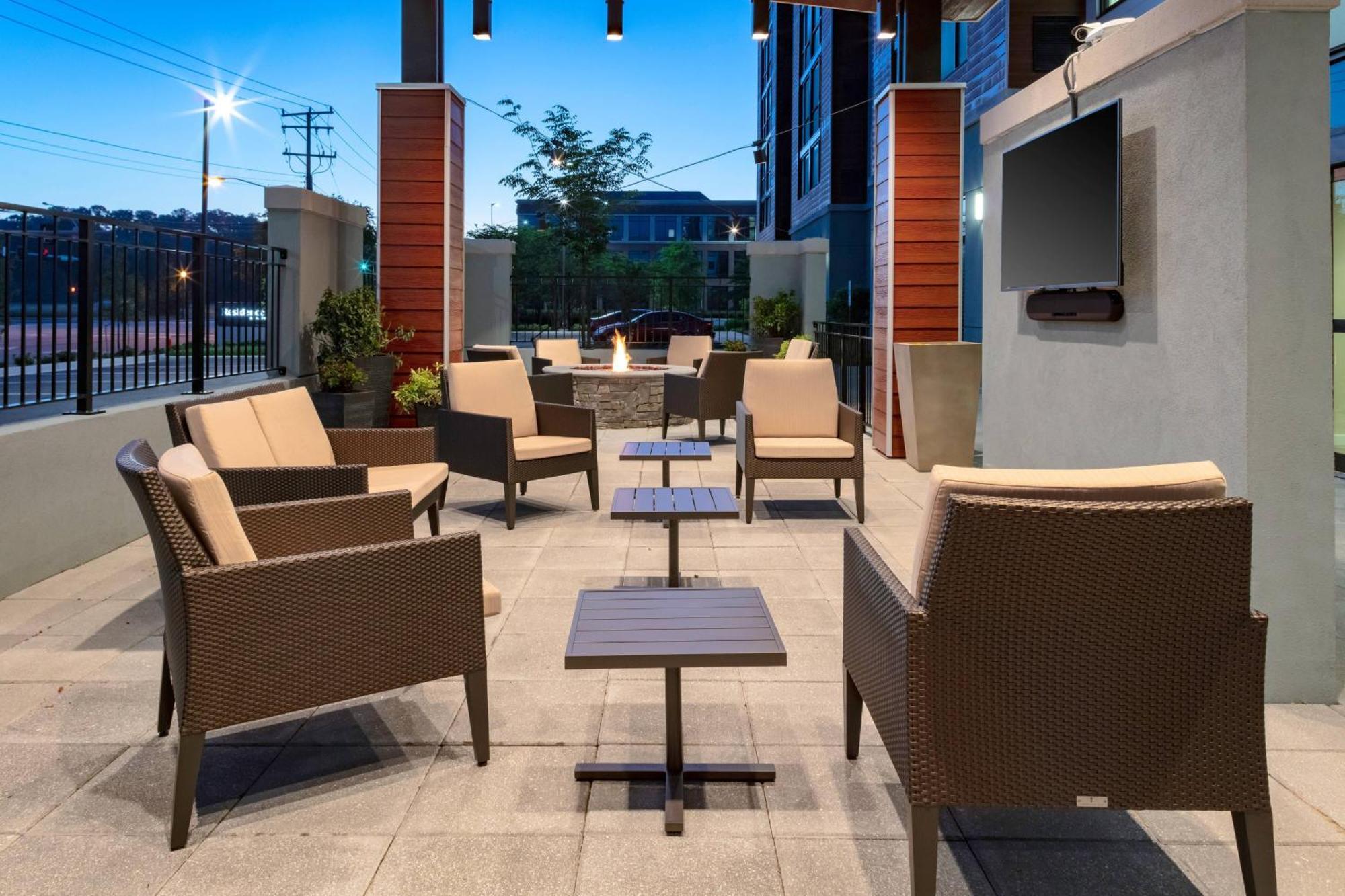 Residence Inn By Marriott Virginia Beach Town Center Extérieur photo